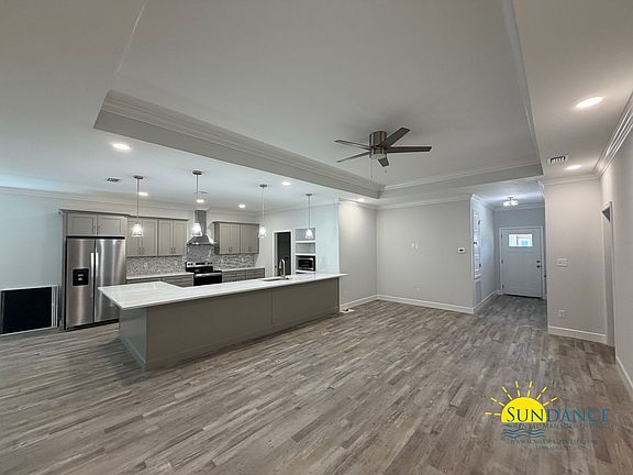 2nd image of 2150 Nina St