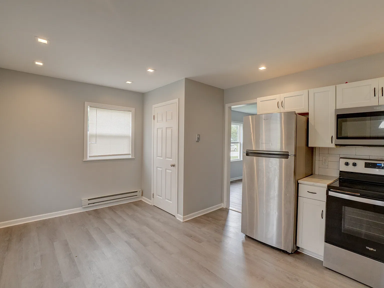4 bed, 1050 sqft, $1,500 — Photo 3