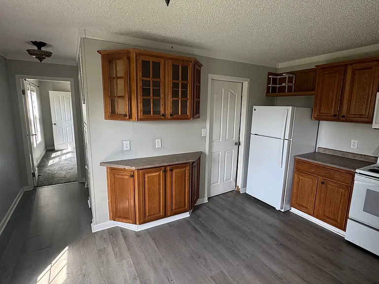 603 Blythe Rd — Photo 3