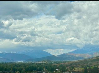 2625 River Meadows Ln, Midway, UT 84049