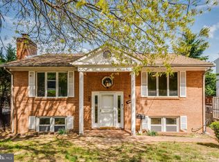 1911 S Kenmore St, Arlington, VA 22204