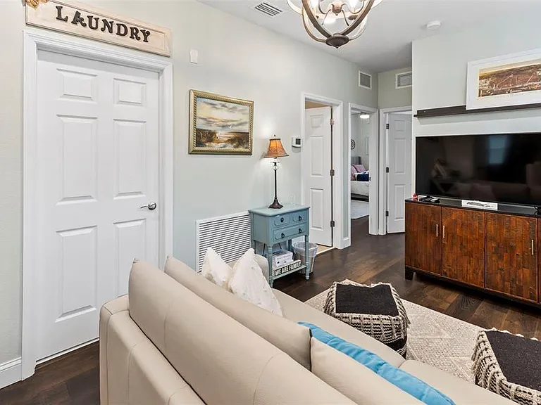 2872 Grand Kemerton Pl — Photo 30