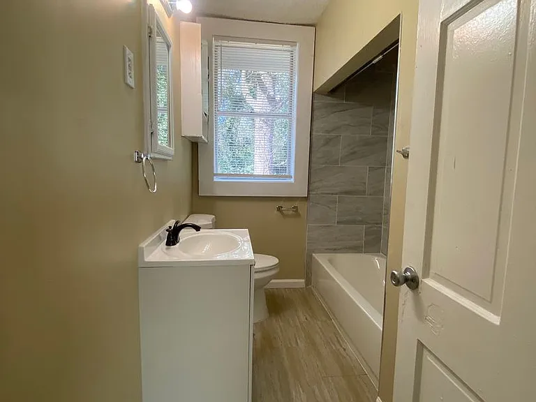 3311 Cherokee Ave — Photo 4