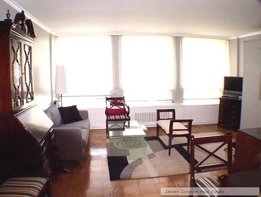 Rented by Steven Corcoran Real Estate | media 29