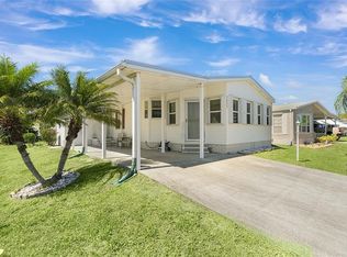 7698 Fox Hunter Cir, Micco, FL 32976