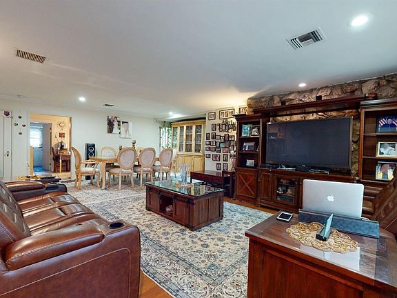 4th image of 639 Arden Ave