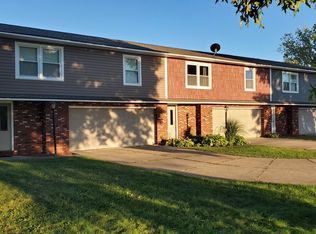 3083 Pickle Rd, Akron, OH 44312