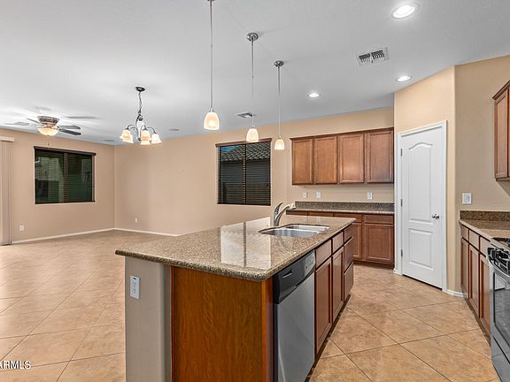 4th image of 21279 E CALLE LUNA --