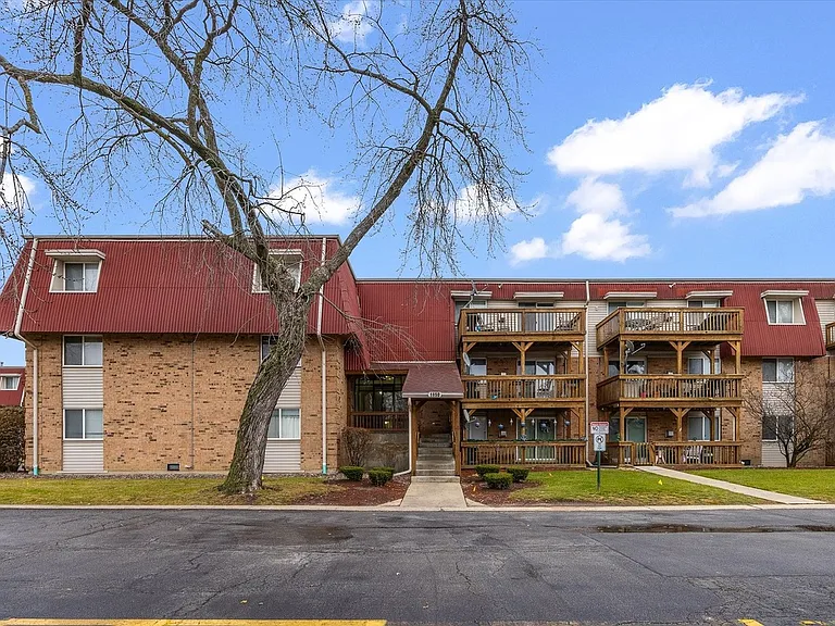 1850 Tall Oaks Dr #1208 — Photo 9