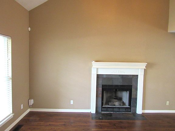 5th image of 15146 Glenwood Ave #15146