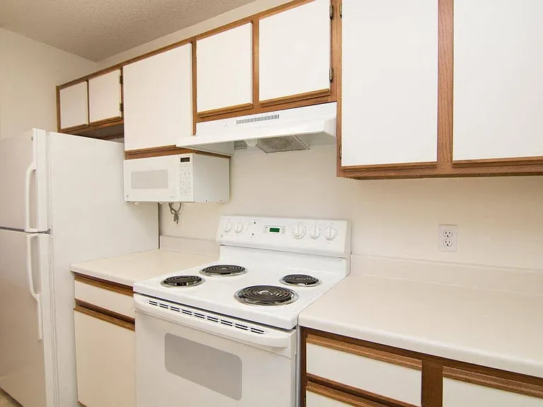 Northbrook Apartments — Photo 88