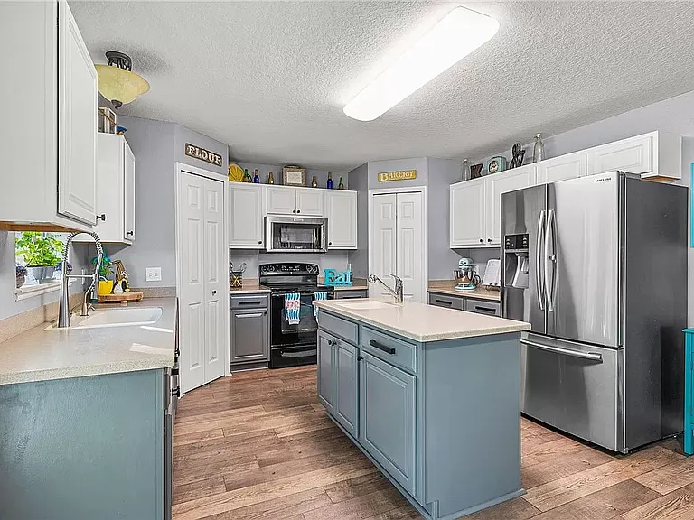 75215 Fern Creek Dr — Photo 10