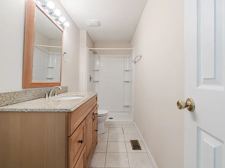 5520 Lacy Rd — Photo 29