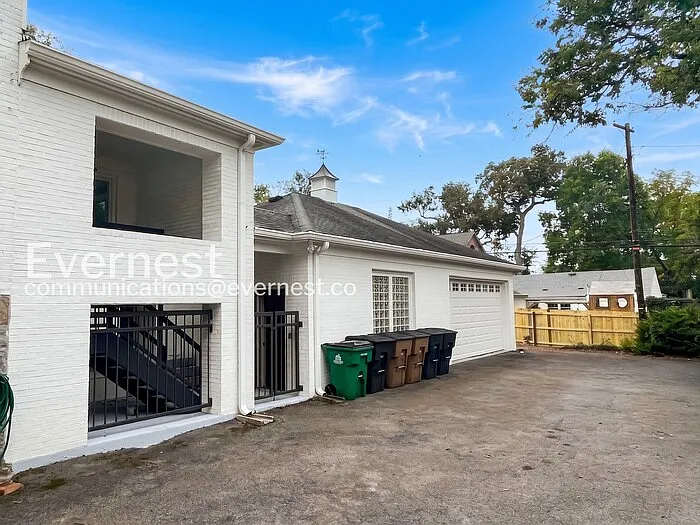 109 Mayfair Rd — Photo 26