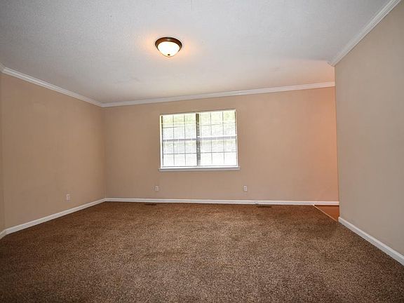 3rd image of 627 Castleview Dr