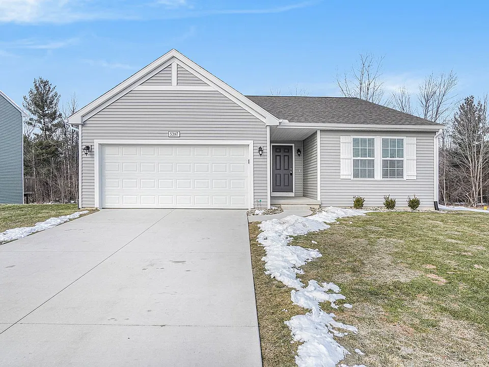 5397 Eagle Glen Dr SW