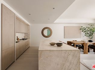9200 Wilshire Blvd #504E, Beverly Hills, CA 90212