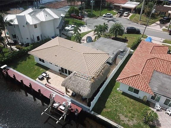 2nd image of 361 SE 9TH Court