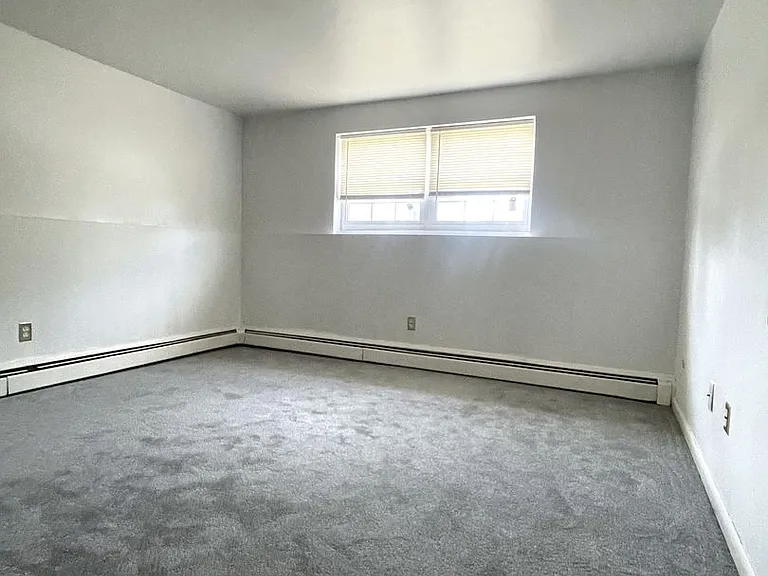 351 Hildreth St #11 — Photo 9