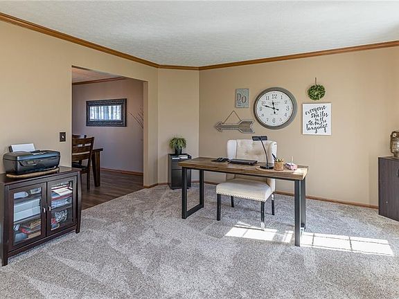 5th image of 3037 Greenfield Cir