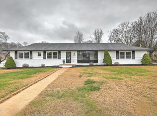 405 Meadow Ln, Kingsport, TN 37663