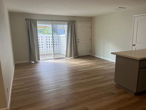 4th image of 755 14th Ave APT 203