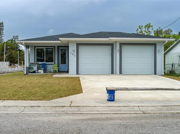 203 16th St W, Palmetto, FL 34221