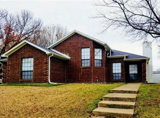 7717 Salzburg Dr, Rowlett, TX 75089
