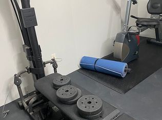 4 Rain Forest Ct, Ballwin, MO 63011