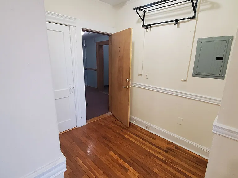 376 Riverway #12A — Photo 6