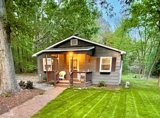 6121 Newbys Bridge Rd, Chesterfield, VA 23832