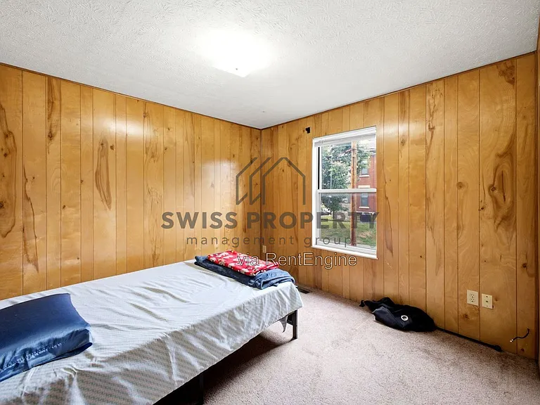 275 E 16th Ave — Photo 8