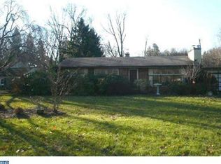 1321 Carol Rd, Meadowbrook, PA 19046
