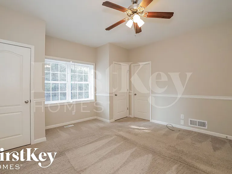 1 White Pines Dr — Photo 9
