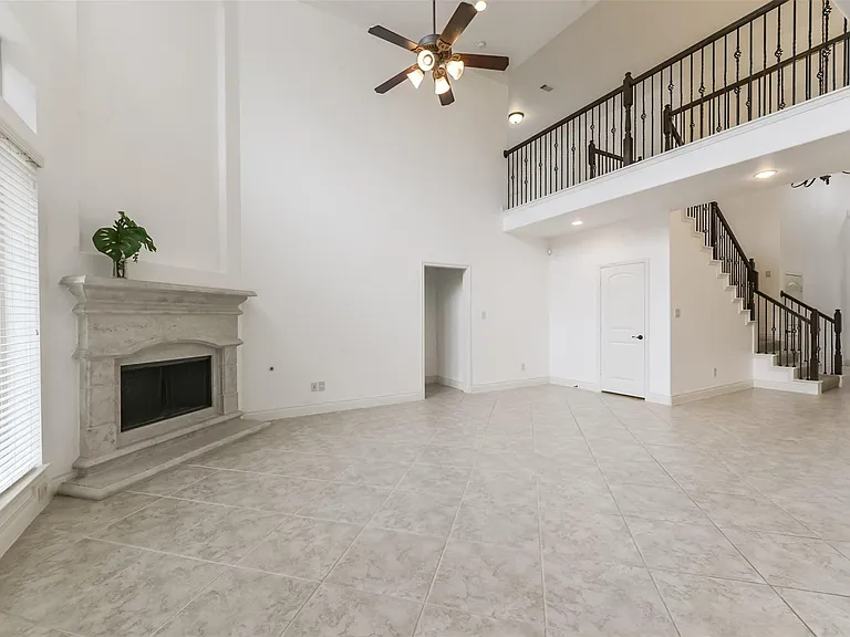 10014 Eldarica Way — Photo 6