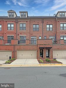 429 Kornblau Ter SE, Leesburg, VA, 20175