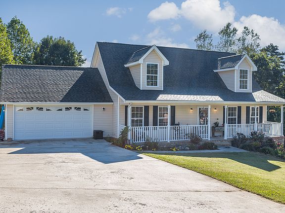 3rd image of 615 River Landing Dr