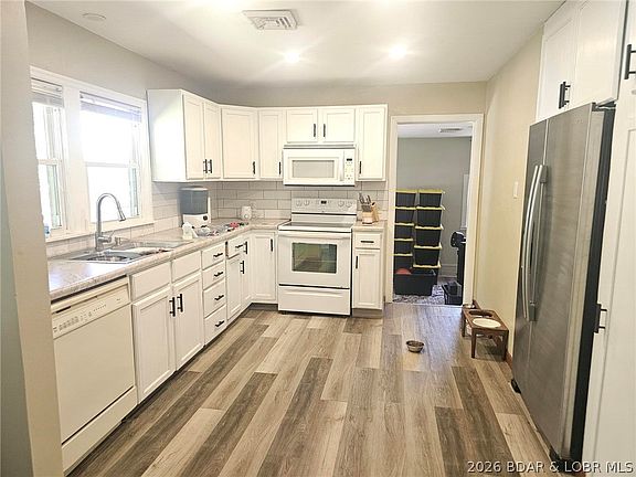 2nd image of 320 N Chestnut St