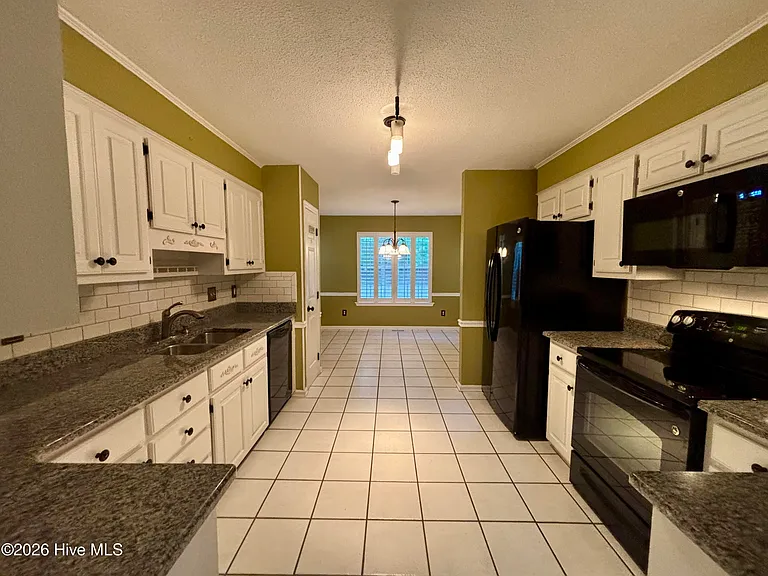 702 Rye Hill Dr — Photo 4