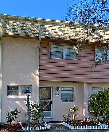 4th image of 2485 Country Club Dr #C104