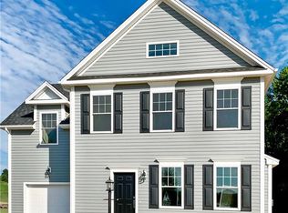 86 Cambridge Ct, Simsbury, CT 06070