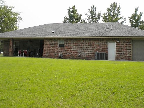5th image of 1116 Van Dr