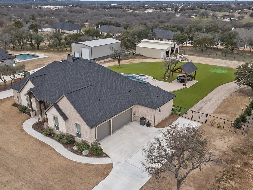 1st image of 373 Oak Meadow Ln