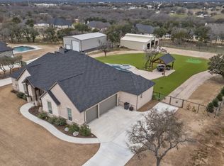 373 Oak Meadow Ln, Weatherford, TX 76085