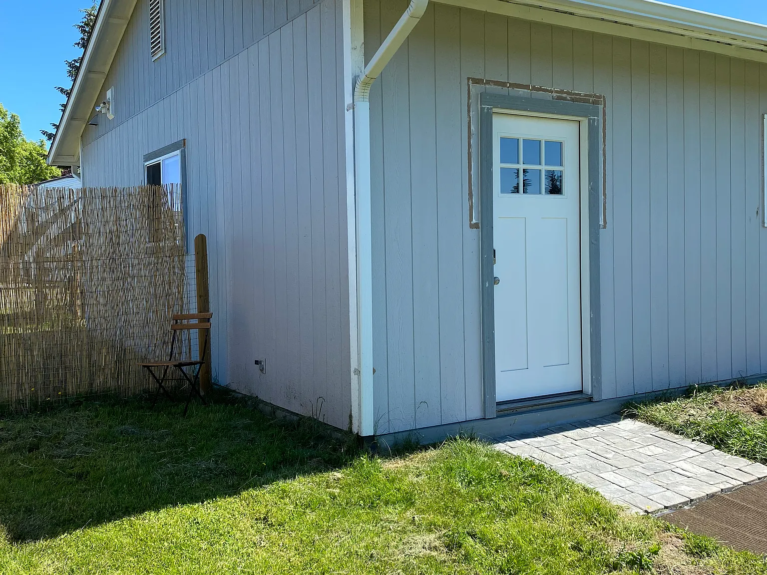 Studio, 250 sqft, $1,450 — Photo 1
