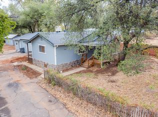 12764 Charters Ln, Redding, CA 96003