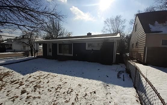 2nd image of 1334 E Evelyn Ave