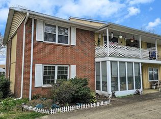 20 E Buckingham Dr, Lakewood, NJ
