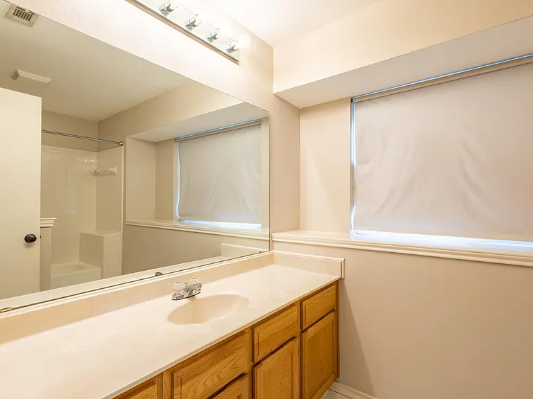1526 Haven Pl — Photo 33