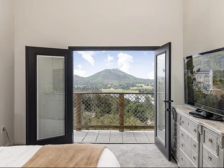 34627 Apache Dr — Photo 2